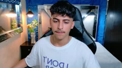 Snapshot of alan_del_reyy chatting on 02/22/26, 02:34 alan del reyy online show from 02/22/26, 02:34