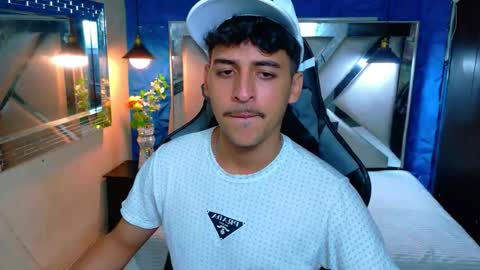 Snapshot of alan_del_reyy chatting on 03/03/26, 01:23 alan del reyy online show from 03/03/26, 01:23