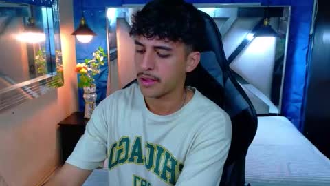 Snapshot of alan_del_reyy chatting on 03/06/26, 02:30 alan del reyy online show from 03/06/26, 02:30