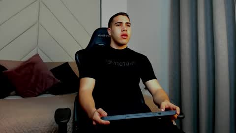 alan_fordj online show from 11/27/25, 11:56