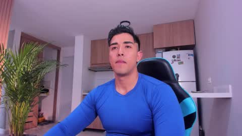 Snapshot of alan_greek_1 chatting on 01/10/26, 12:40 Alan greek online show from 01/10/26, 12:40