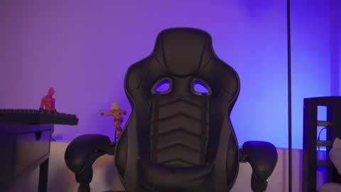 Snapshot of alan_muscle chatting on 03/09/26, 11:31 Alan online show from 03/09/26, 11:31