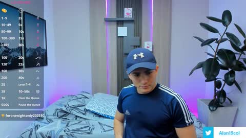 Snapshot of alan_nd_kevin chatting on 09/10/25, 07:25 Alan  Kevin can we reach 100 thumbs up please guys  online show from 09/10/25, 07:25