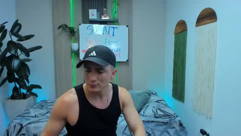 Alan  Kevin can we reach 100 thumbs up please guys  online show from 06/26/26, 07:18