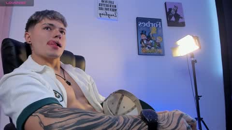 Alan online show from 01/11/25, 01:11