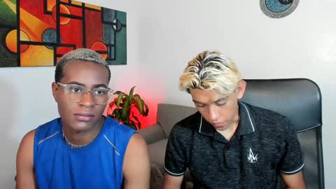 Snapshot of alan_scot chatting on 12/18/24, 10:13 Alan and Criss - WE JUST FRIENDS WITH BENEFITS BOTH VERS online show from 12/18/24, 10:13