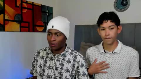 Snapshot of alan_scot chatting on 11/22/25, 04:28 Alan and Criss - WE JUST FRIENDS WITH BENEFITS BOTH VERS online show from 11/22/25, 04:28