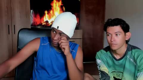 Alan and Criss - WE JUST FRIENDS WITH BENEFITS BOTH VERS online show from 05/10/26, 04:45