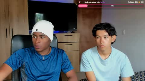 Alan and Criss - WE JUST FRIENDS WITH BENEFITS BOTH VERS online show from 05/25/26, 03:40