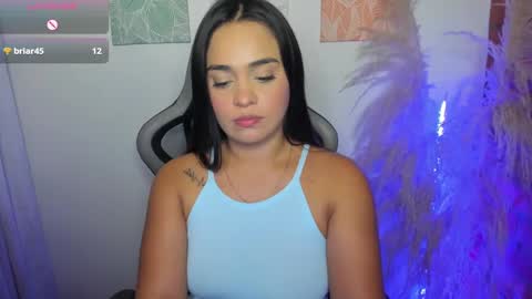 Snapshot of alana_dantes chatting on 09/30/25, 02:27 M E L I online show from 09/30/25, 02:27