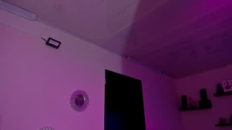 Maeve  online show from 01/16/25, 05:12