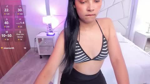 Snapshot of alana_martiins chatting on 12/14/25, 07:18 alana online show from 12/14/25, 07:18