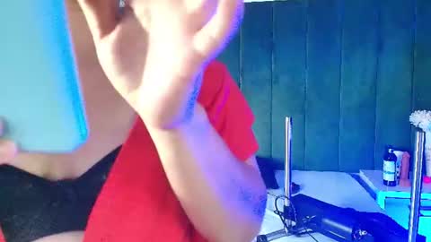 Snapshot of alana_petite chatting on 07/08/26, 12:53 ALANA PETITE online show from 07/08/26, 12:53