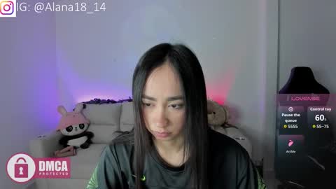 Snapshot of alana_pherson chatting on 11/28/25, 07:22 alana_pherson online show from 11/28/25, 07:22