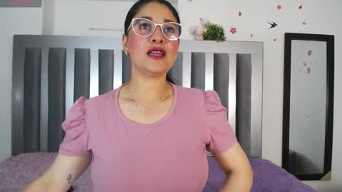 Alana  online show from 10/25/25, 12:02