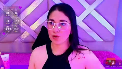 Alana  online show from 11/18/25, 12:09