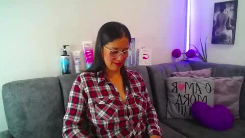 Snapshot of alana_steel_1 chatting on 03/24/26, 08:03 Alana online show from 03/24/26, 08:03