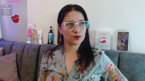 Snapshot of alana_steel_1 chatting on 04/06/26, 07:26 Alana online show from 04/06/26, 07:26