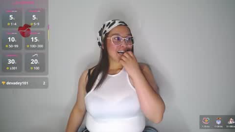 Snapshot of alana_steel_1 chatting on 07/11/26, 08:11 Alana online show from 07/11/26, 08:11
