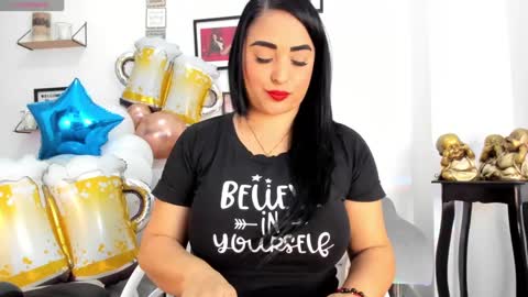 Snapshot of alana_then2 chatting on 09/25/25, 09:29       online show from 09/25/25, 09:29