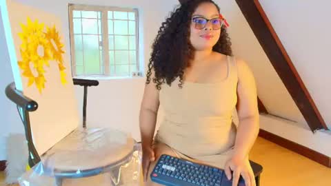 Snapshot of alanaa_gomezz chatting on 06/15/26, 07:16 Alana Gmez online show from 06/15/26, 07:16