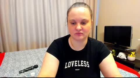 Julia online show from 03/04/25, 01:17