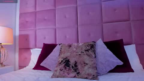 Snapshot of alanah_connors chatting on 10/28/25, 02:31 alanah_connors online show from 10/28/25, 02:31