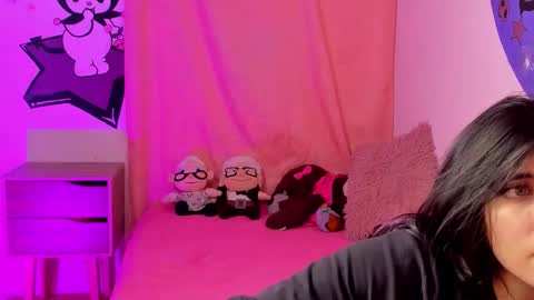 ALANA Please follow me  online show from 10/19/25, 04:13