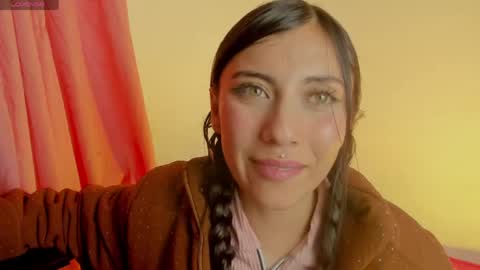 Snapshot of alanalois_ chatting on 05/22/26, 03:57 ALANA Please follow me online show from 05/22/26, 03:57