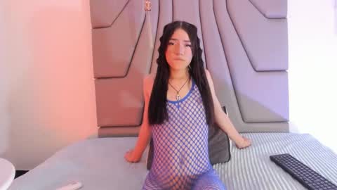 Snapshot of alanarosee___ chatting on 10/20/25, 12:27 Alanaa Rosee  online show from 10/20/25, 12:27