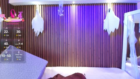 Sasha online show from 10/14/25, 03:29