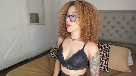 Snapshot of alanaxbrown chatting on 03/02/26, 11:50 Tell me Alana online show from 03/02/26, 11:50