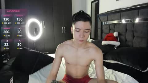 alanblack1 online show from 11/22/25, 01:21