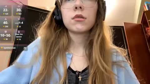 Snapshot of alanehadaller chatting on 09/09/25, 05:23 Stella online show from 09/09/25, 05:23