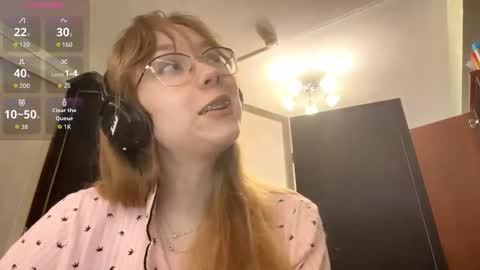Snapshot of alanehadaller chatting on 10/24/25, 08:33 Stella online show from 10/24/25, 08:33
