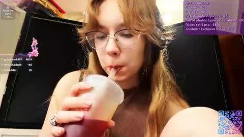 Stella online show from 11/17/25, 11:05