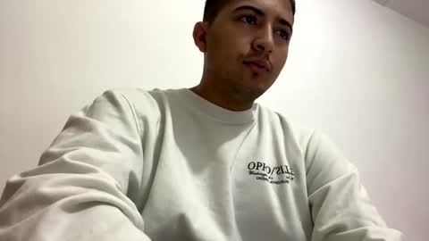 Snapshot of alanj998 chatting on 11/05/25, 03:56 alanj998 online show from 11/05/25, 03:56