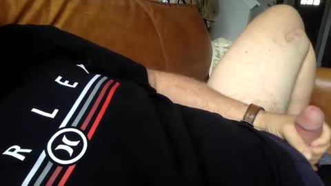 alankrieski1174 online show from 09/16/25, 12:28