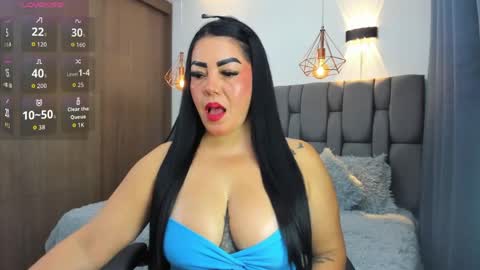 Snapshot of alanna__19 chatting on 05/05/26, 10:18 Alana online show from 05/05/26, 10:18