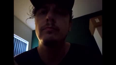 alannovak8 online show from 05/01/26, 06:23