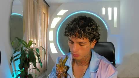 alan online show from 02/20/25, 02:35