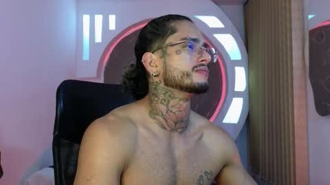 alan online show from 11/28/25, 10:07