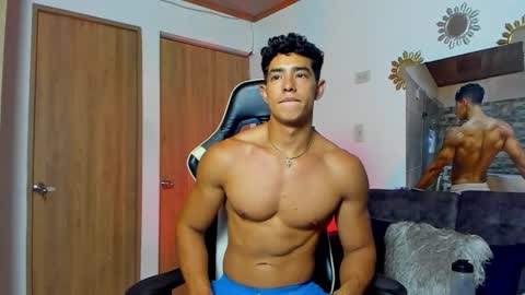 Snapshot of alansex66 chatting on 05/15/26, 11:56 Alan online show from 05/15/26, 11:56