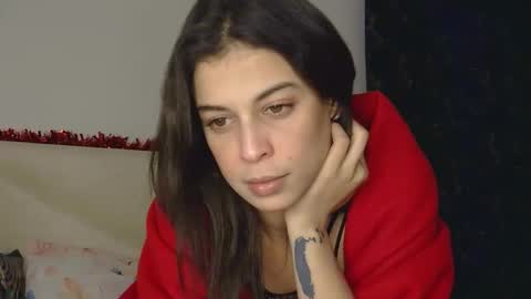 Snapshot of alaouirim25 chatting on 02/09/26, 05:28 AllylicArabis online show from 02/09/26, 05:28