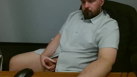 Snapshot of alaska4411 chatting on 12/04/24, 02:31 John online show from 12/04/24, 02:31