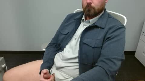 Snapshot of alaska4411 chatting on 02/03/25, 11:15 John online show from 02/03/25, 11:15