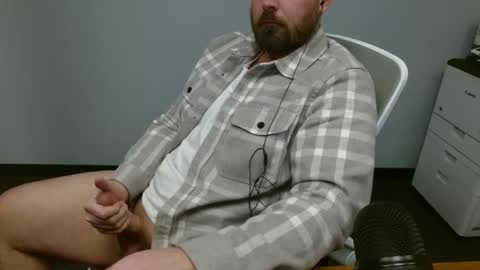 Snapshot of alaska4411 chatting on 02/07/25, 03:34 John online show from 02/07/25, 03:34