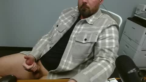 Snapshot of alaska4411 chatting on 02/21/25, 03:45 John online show from 02/21/25, 03:45