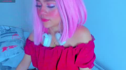 Snapshot of alaska_drew chatting on 12/04/24, 01:25 Alaska online show from 12/04/24, 01:25