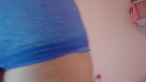 Snapshot of alaska_drew chatting on 10/12/25, 05:28 Alaska online show from 10/12/25, 05:28